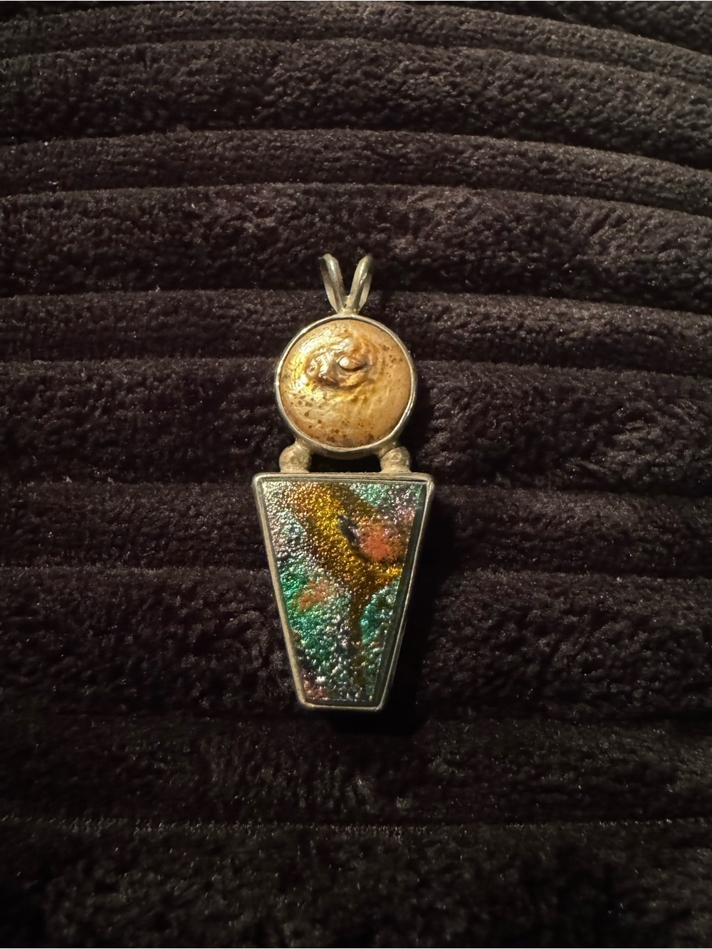 Multicolor Dichroic Glass and Gold-Tone Pendant Necklace